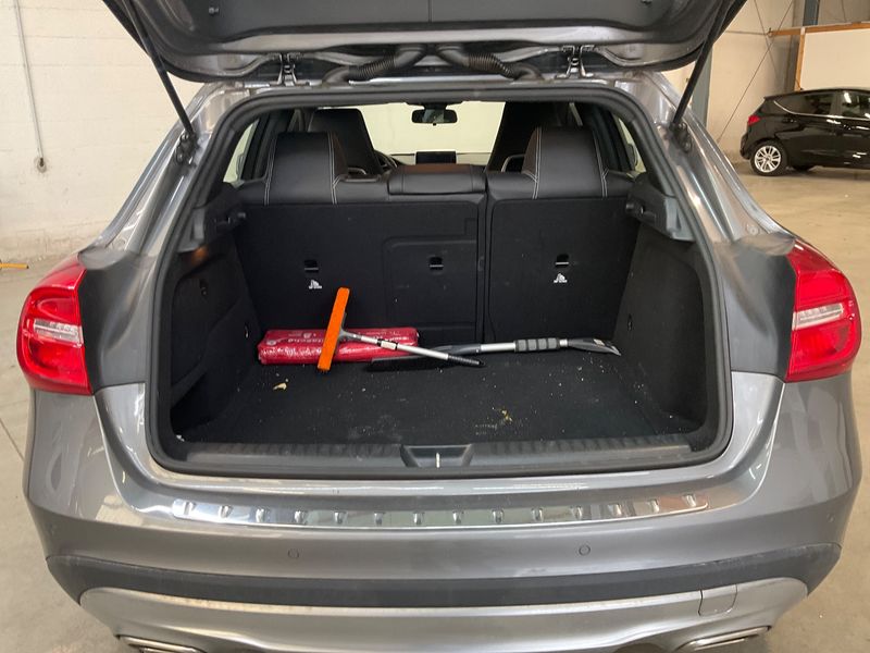 Mercedes-Benz GLA-Klasse GLA 180 Score Urban — zdjęcie 10