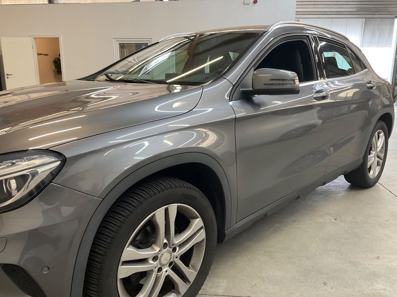 Mercedes-Benz GLA-Klasse GLA 180 Score Urban — zdjęcie 2