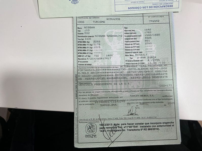 Nissan Qashqai+2 2.0 dCi Tekna 2009 – снимка 21
