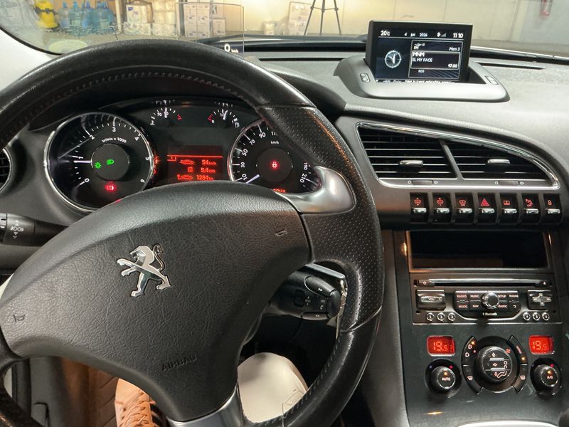 Peugeot 3008 1.6 Blue-HDi Style — zdjęcie 12