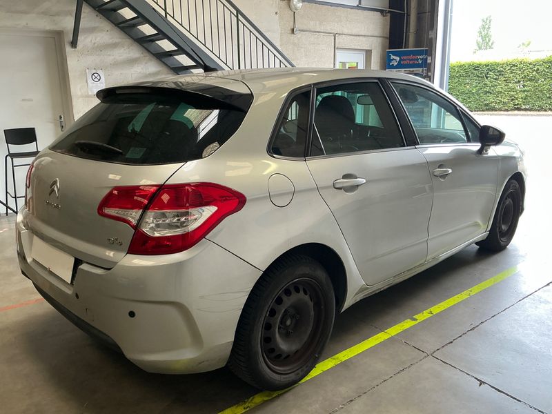 Citroen C4 1.6 HDi Confort — zdjęcie 2