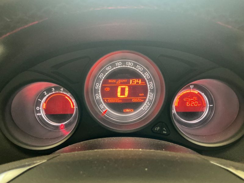 Citroen C4 1.6 HDi Confort — zdjęcie 4