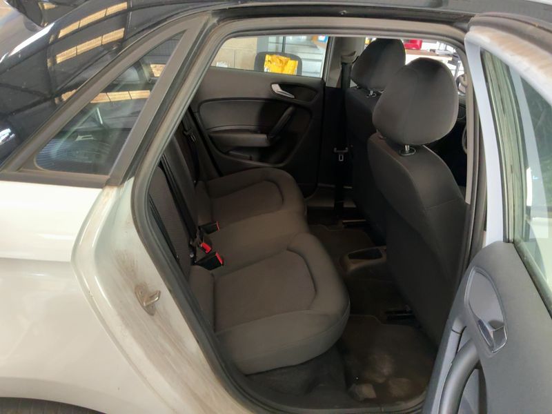 Audi A1 Sportback 1.6 TDI Attraction — zdjęcie 14