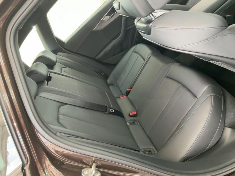 Audi RS 4 2.9 TFSI quattro — zdjęcie 14