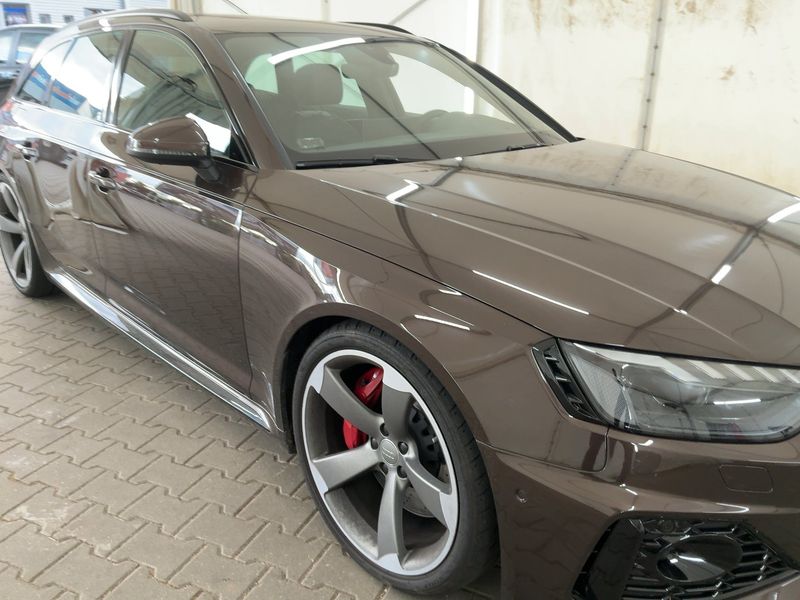Audi RS 4 2.9 TFSI quattro — zdjęcie 8