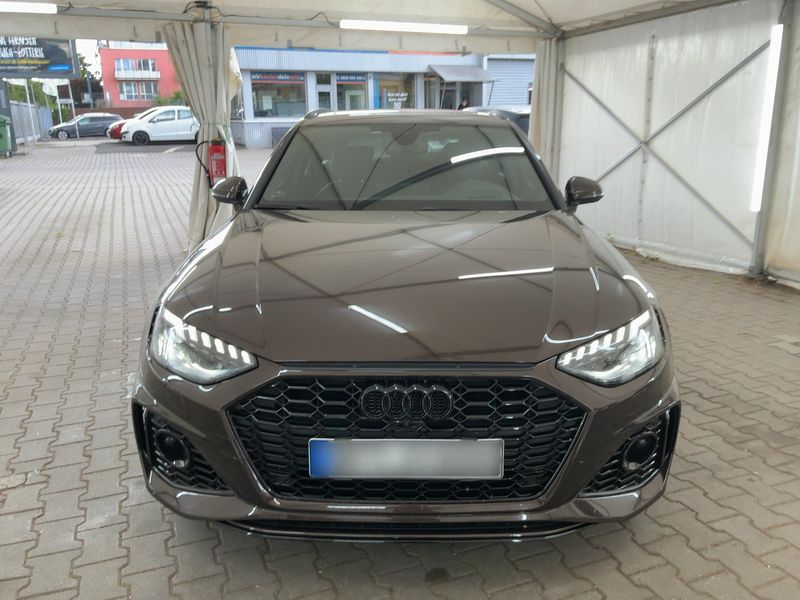 Audi RS 4 2.9 TFSI quattro — zdjęcie 9
