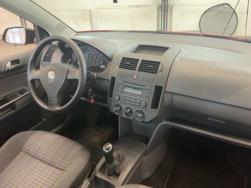 Volkswagen Polo 1.2 Trendline 2008 – снимка 17