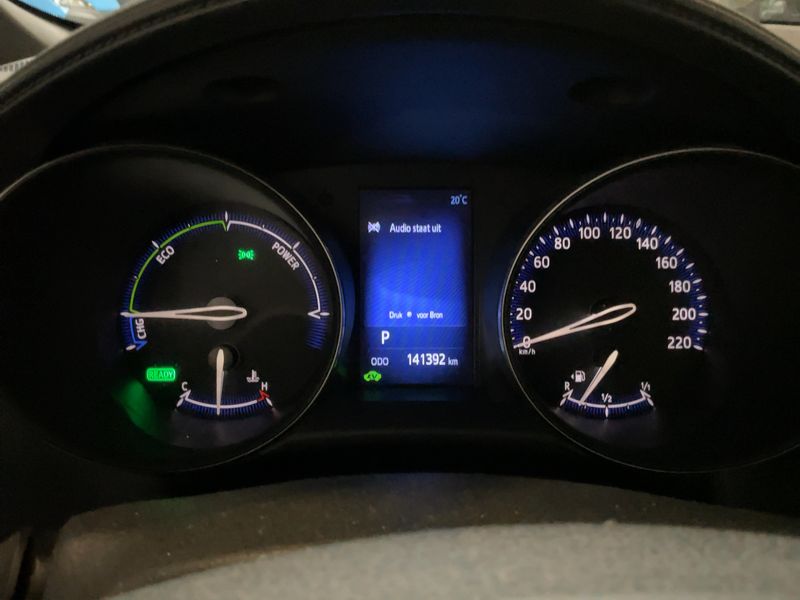 Toyota C-HR 1.8 Hybrid Dynamic — zdjęcie 13