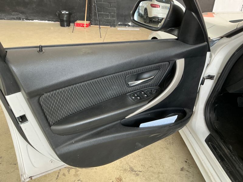 BMW 3er 318d 2014 – снимка 30