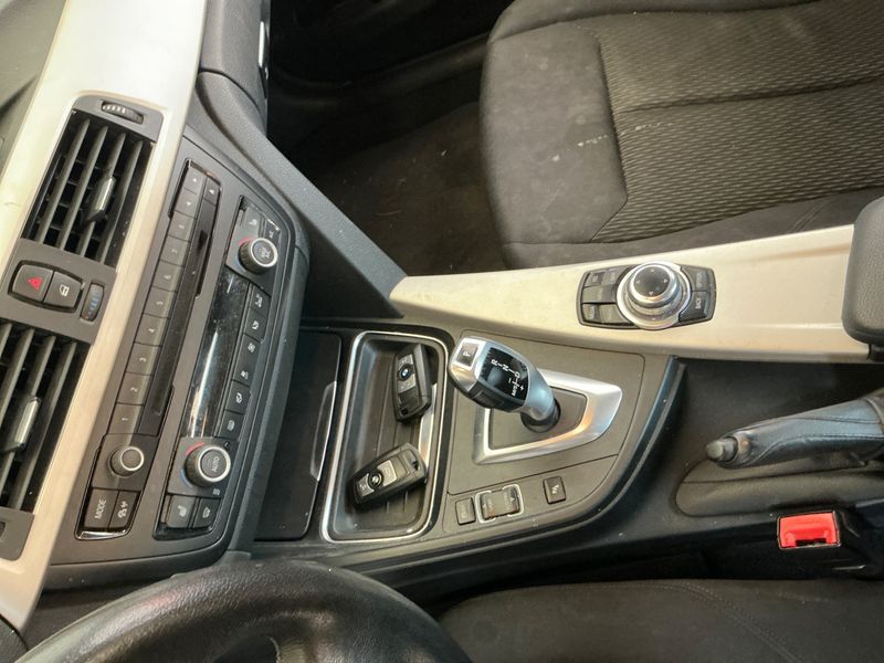 BMW 3er 318d 2014 – снимка 33