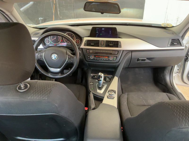 BMW 3er 318d 2014 – снимка 17