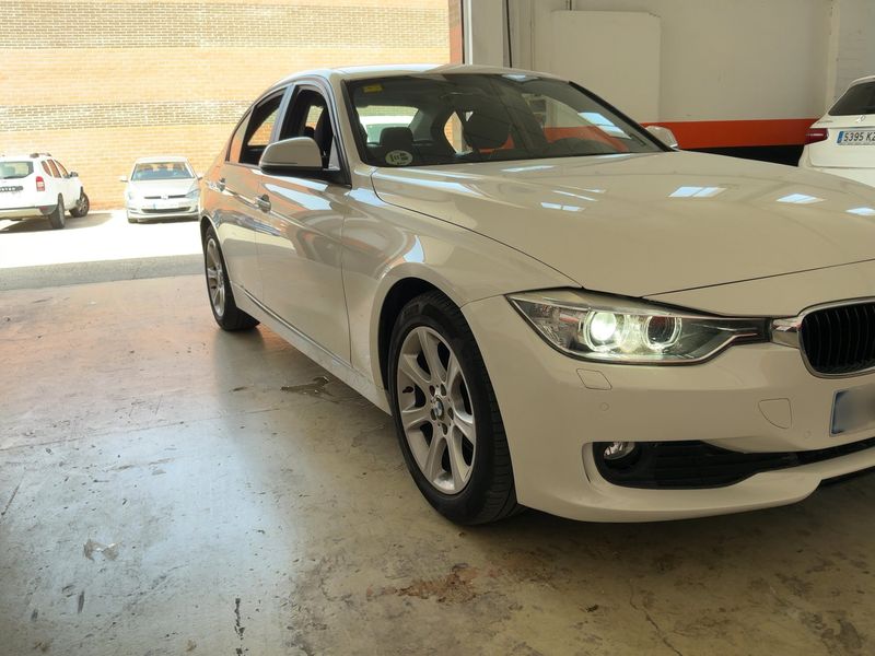 BMW 3er 318d 2014 – снимка 12