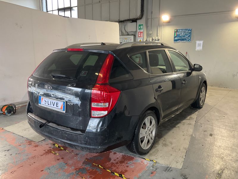 Kia cee'd 1.6 Spirit — zdjęcie 2