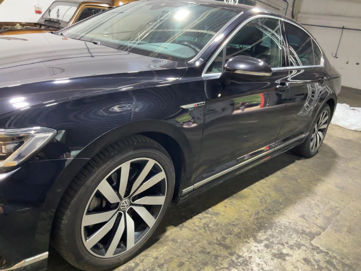 Volkswagen Passat 2.0 TDI Highline 4Motion BlueMotion