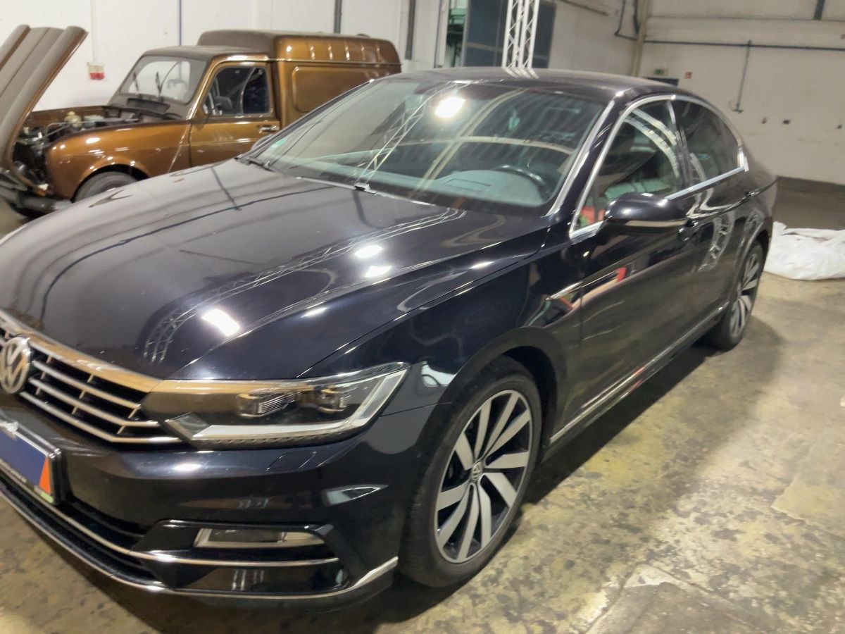Volkswagen Passat 2.0 TDI Highline 4Motion BlueMotion
