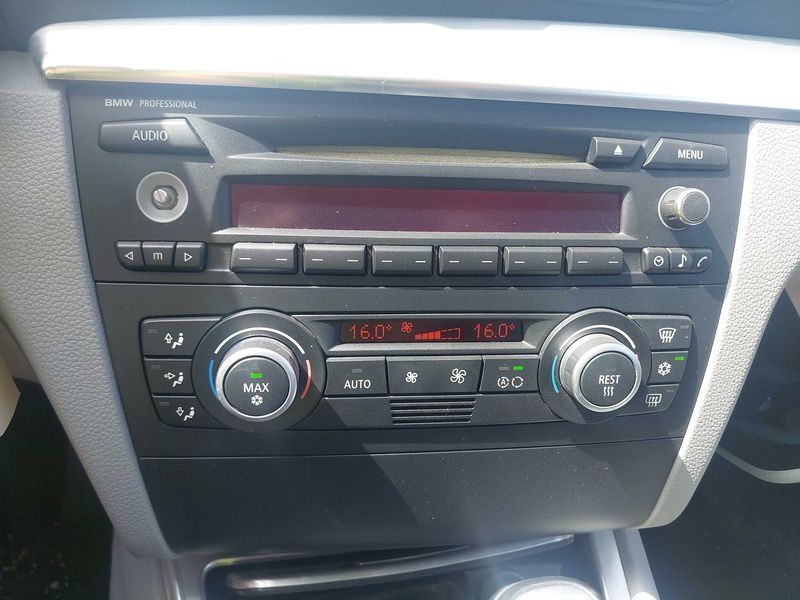 BMW 1er 118i 2008 – снимка 67