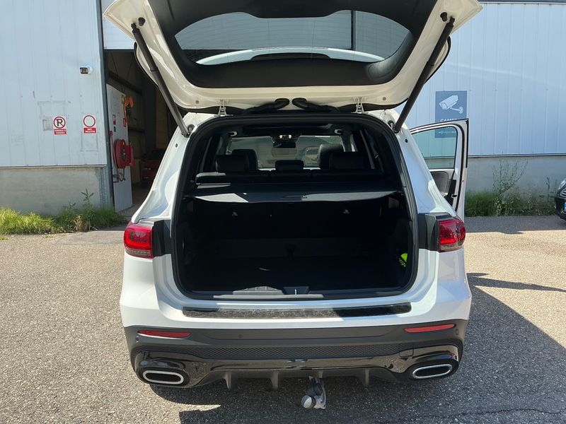 Mercedes-Benz GLB-Klasse GLB 250 4Matic AMG Line — zdjęcie 10