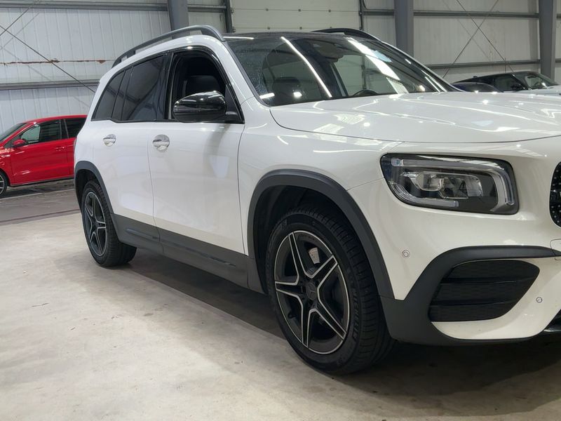 Mercedes-Benz GLB-Klasse GLB 250 4Matic AMG Line — zdjęcie 8