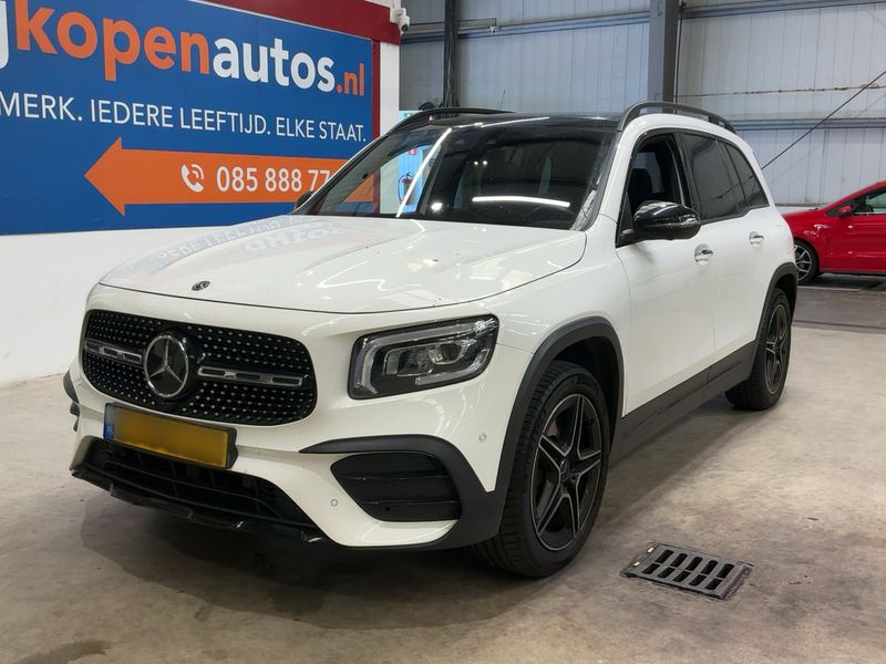 Mercedes-Benz GLB-Klasse GLB 250 4Matic AMG Line