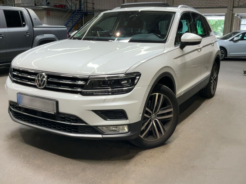 Volkswagen Tiguan 2.0 TSI Highline 4Motion BlueMotion Tech — zdjęcie 1