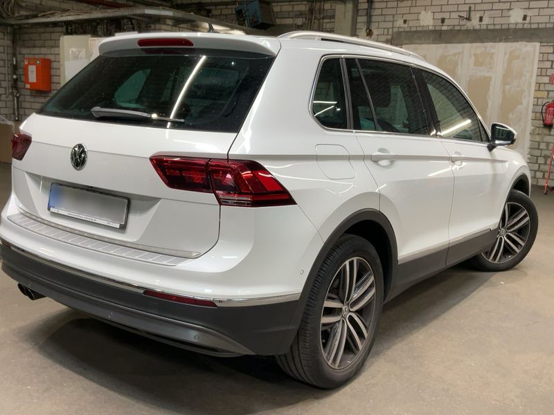 Volkswagen Tiguan 2.0 TSI Highline 4Motion BlueMotion Tech — zdjęcie 6