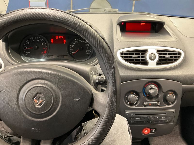 Renault Clio 1.2 YAHOO! — zdjęcie 4