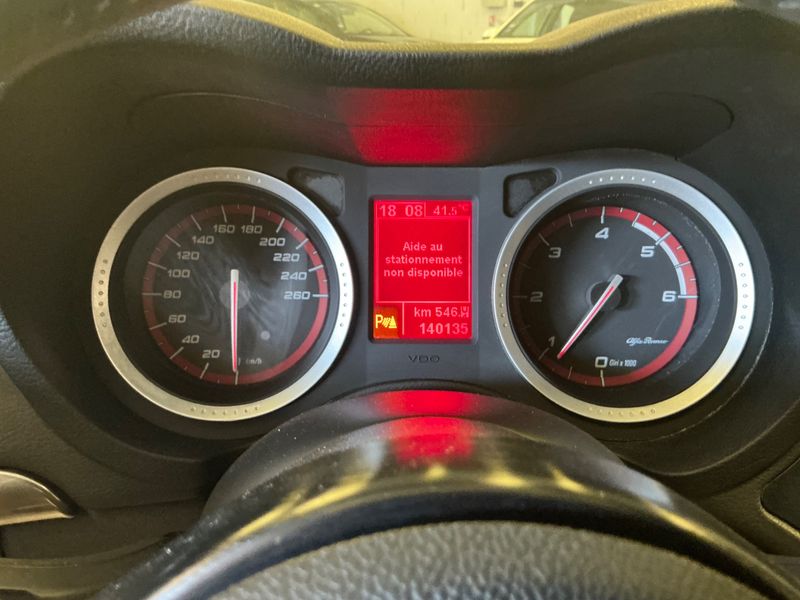 Alfa Romeo Alfa 159 2.0 JTDM Turismo — zdjęcie 4