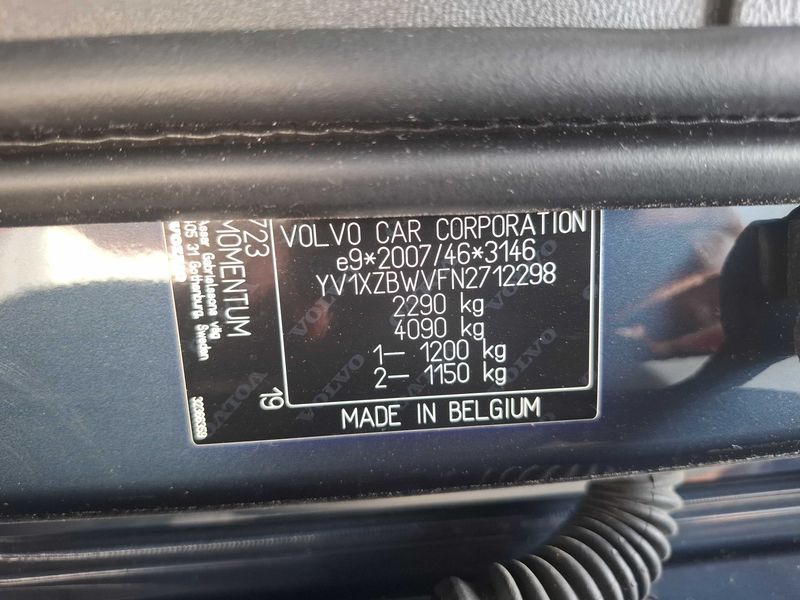 Volvo XC40 1.5 T5 Recharge Plug-in Hybrid Inscription Business 2WD — zdjęcie 17