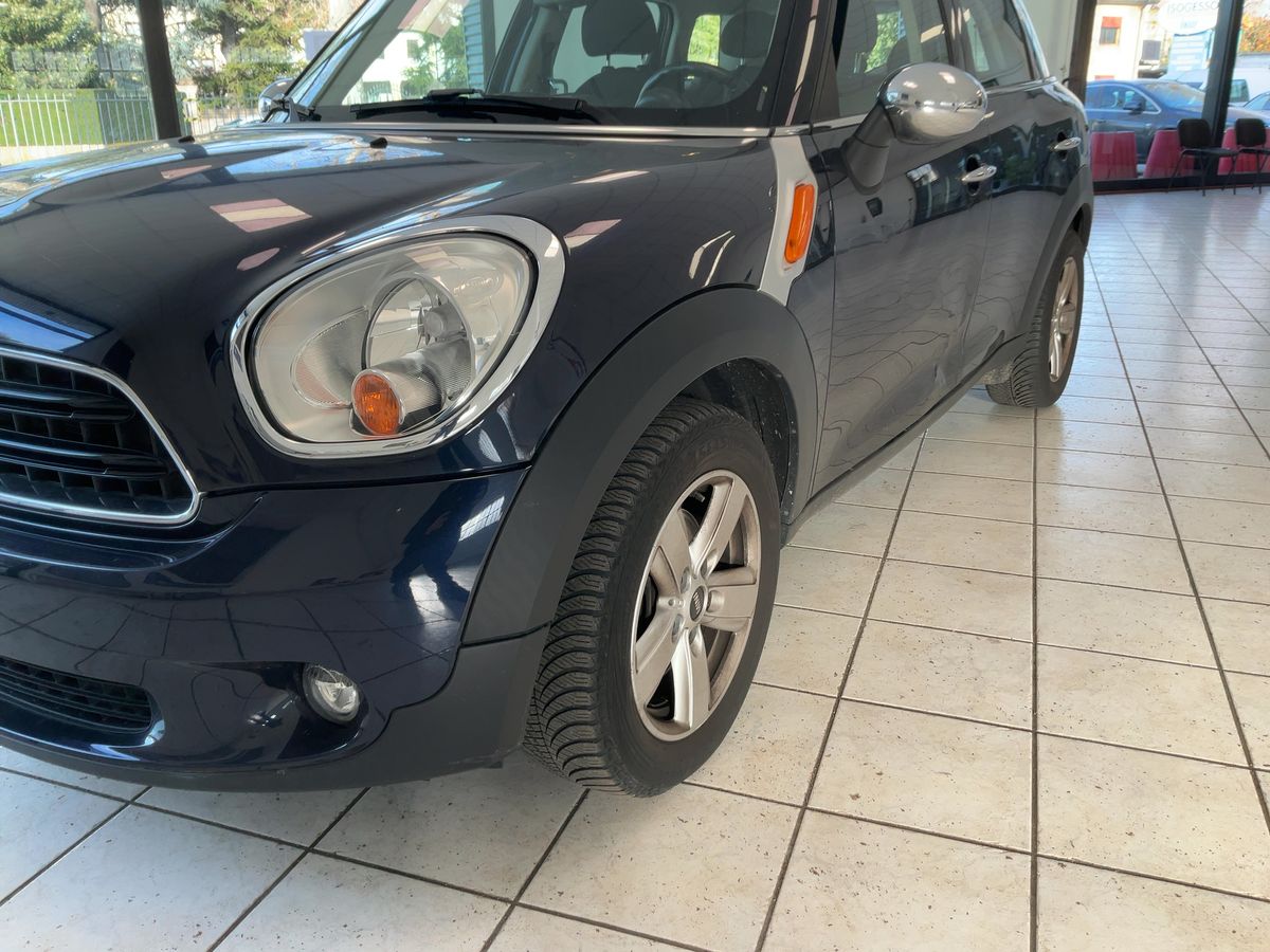 MINI Countryman One D