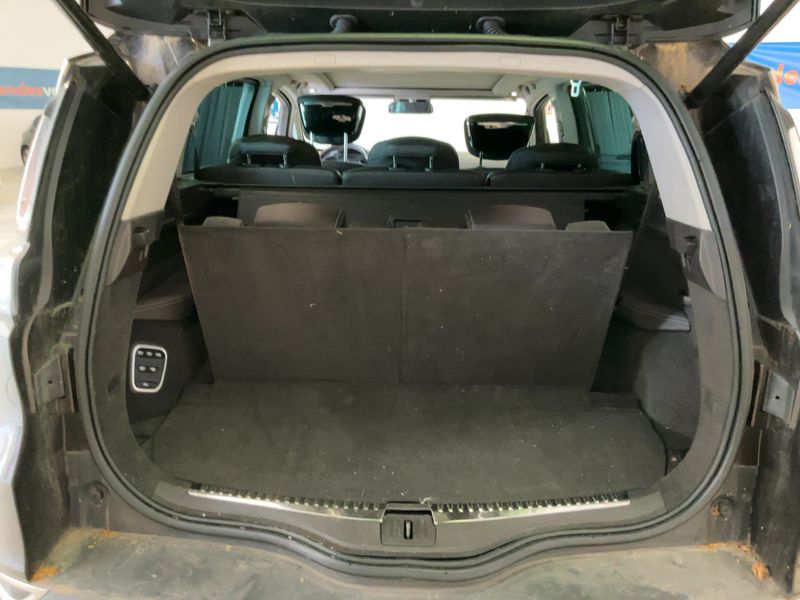 Renault Espace 1.6 dCi Energy Initiale Paris — zdjęcie 10