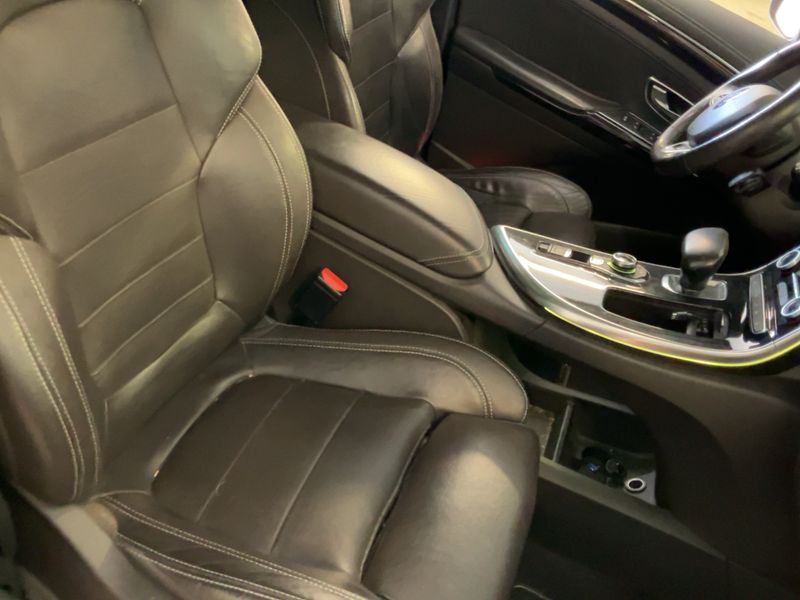 Renault Espace 1.6 dCi Energy Initiale Paris — zdjęcie 11
