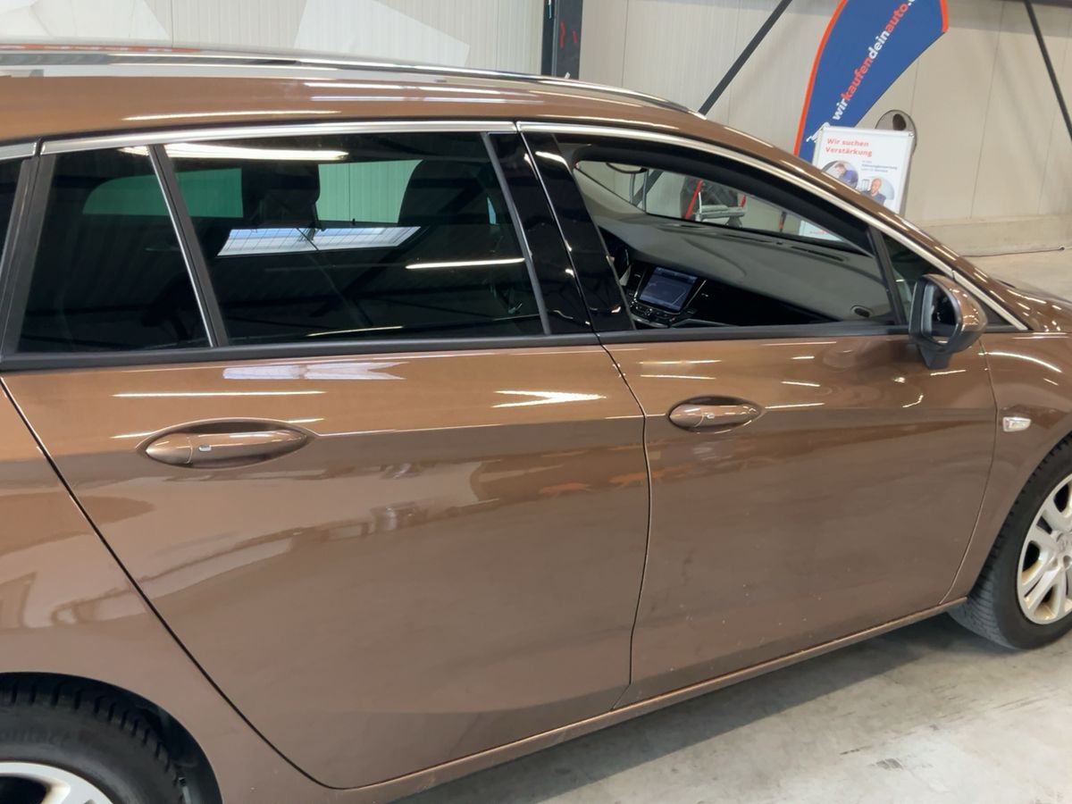 Opel Astra 2016 — photo 11