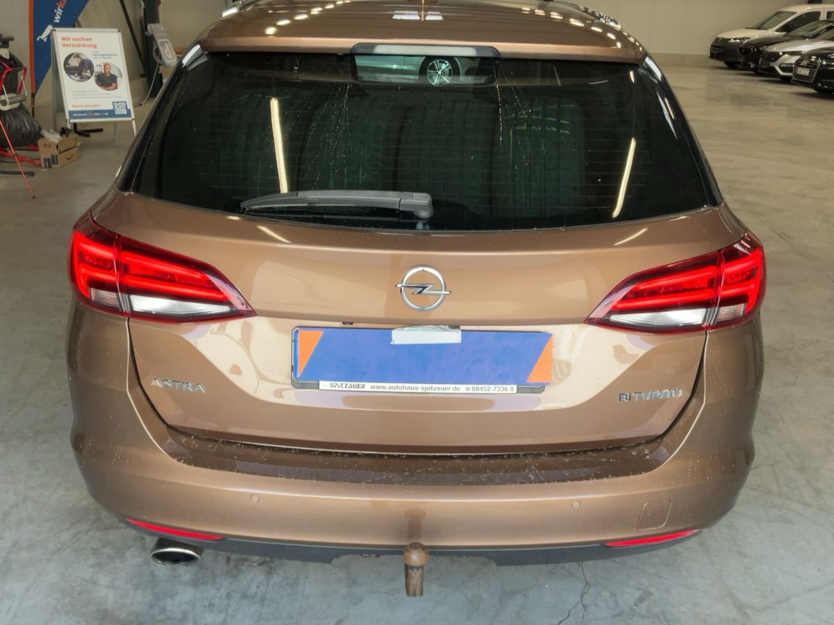 Opel Astra 2016 — photo 8