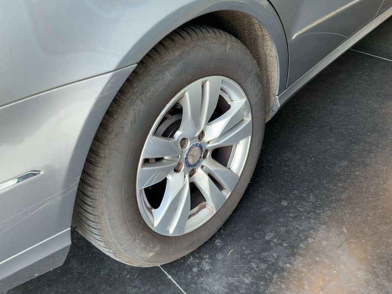 Mercedes-Benz E-Klasse E 220 CDI BlueEfficiency Avantgarde 2009 – снимка 9