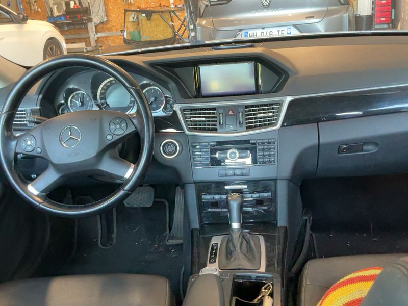 Mercedes-Benz E-Klasse E 220 CDI BlueEfficiency Avantgarde 2009 – снимка 17
