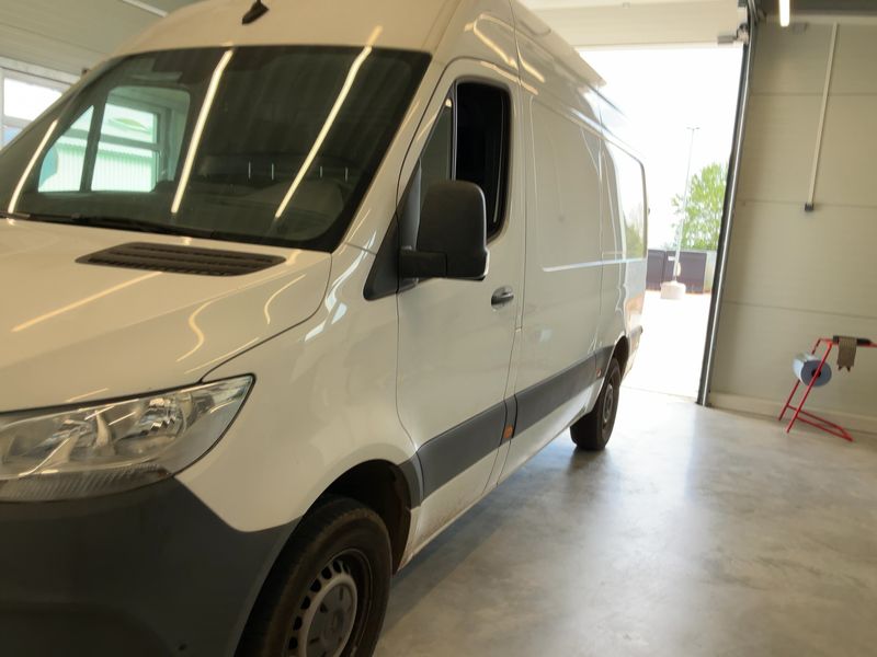 Mercedes-Benz Sprinter 317 CDI Kasten L2 — zdjęcie 2