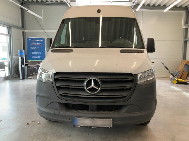 Mercedes-Benz Sprinter 317 CDI Kasten L2 — zdjęcie 9