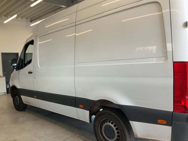 Mercedes-Benz Sprinter 317 CDI Kasten L2 — zdjęcie 3