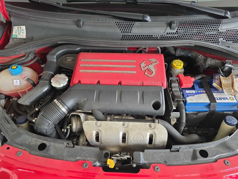 Abarth 595 1.4 Turismo — zdjęcie 8