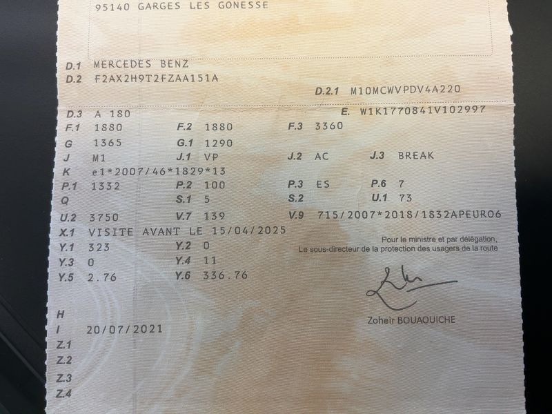Mercedes-Benz A-Klasse A 180 AMG Line 2021 – снимка 20