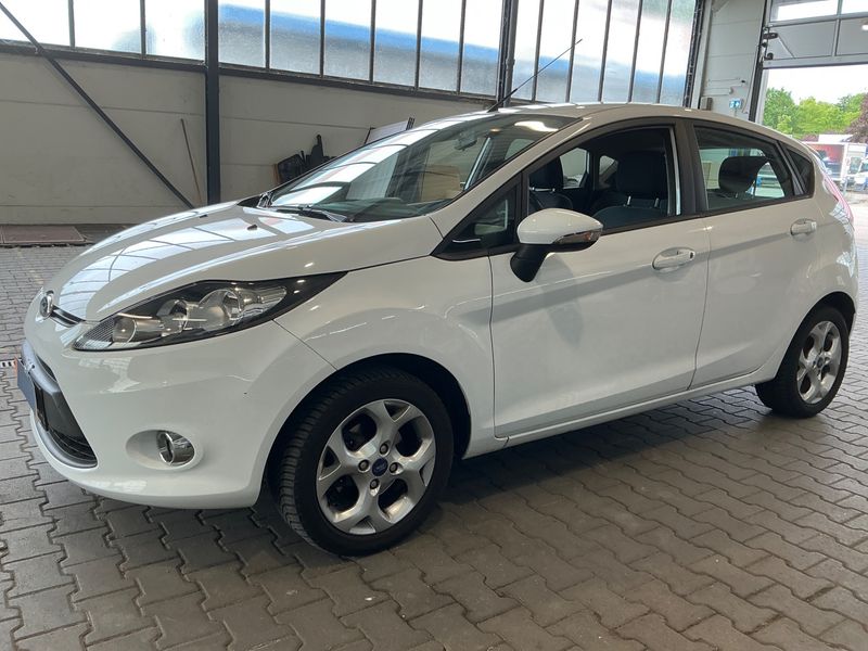 Ford Fiesta 1.25 Trend — zdjęcie 1