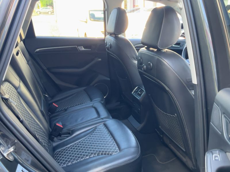 Audi SQ5 3.0 V6 TDI quattro Plus — zdjęcie 14