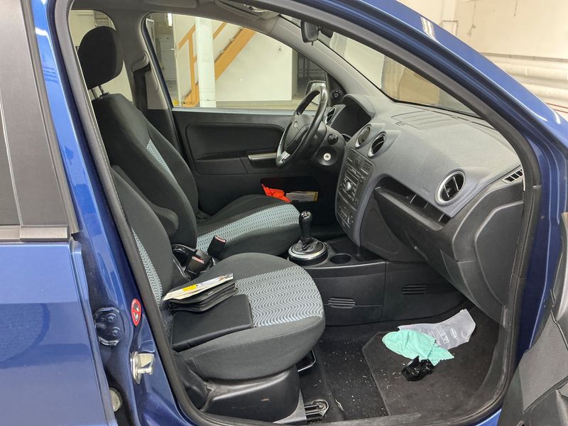 Ford Fusion 1.4 TDCi Plus — zdjęcie 3