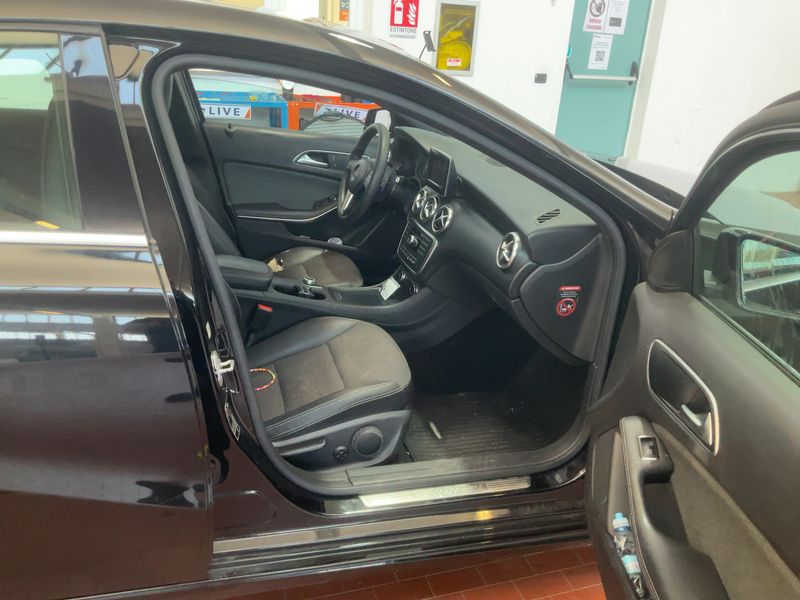 Mercedes-Benz A-Klasse A 180 BlueEfficiency Style 2014 – снимка 16