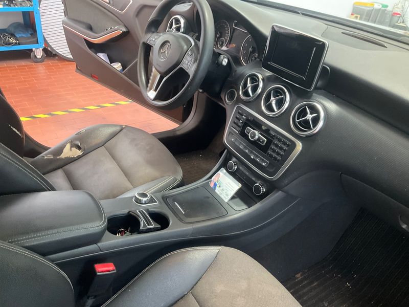 Mercedes-Benz A-Klasse A 180 BlueEfficiency Style 2014 – снимка 23