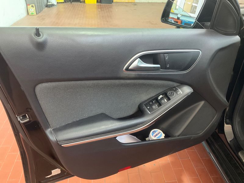 Mercedes-Benz A-Klasse A 180 BlueEfficiency Style 2014 – снимка 25