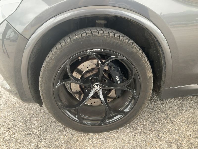 Alfa Romeo Stelvio 2.9 V6 Bi-Turbo Quadrifoglio Q4 2018 – снимка 3