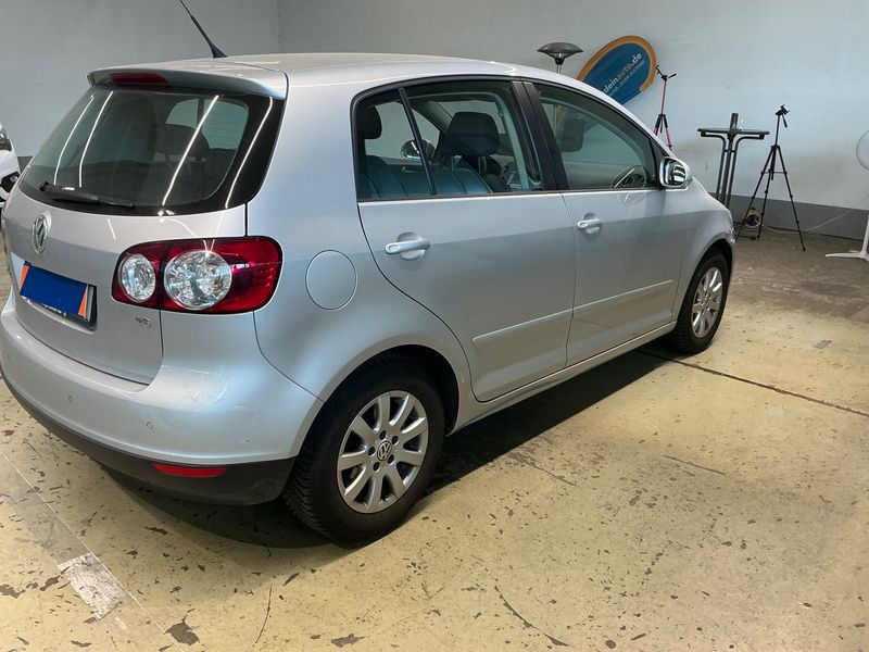 Volkswagen Golf V Plus 1.6 Comfortline — zdjęcie 2