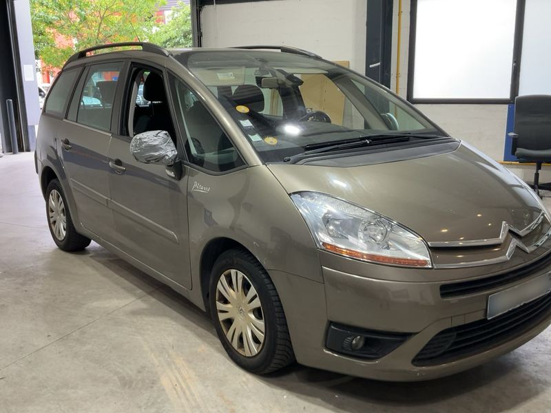 Citroen C4 Grand Picasso 2.0 HDi Confort 2010 – снимка 12
