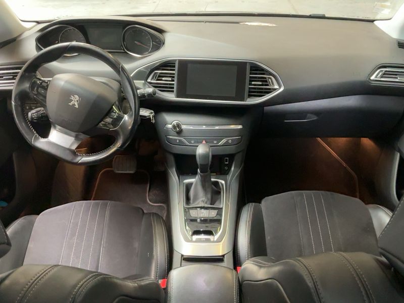 Peugeot 308 1.2 e-THP Allure 2015 – снимка 17